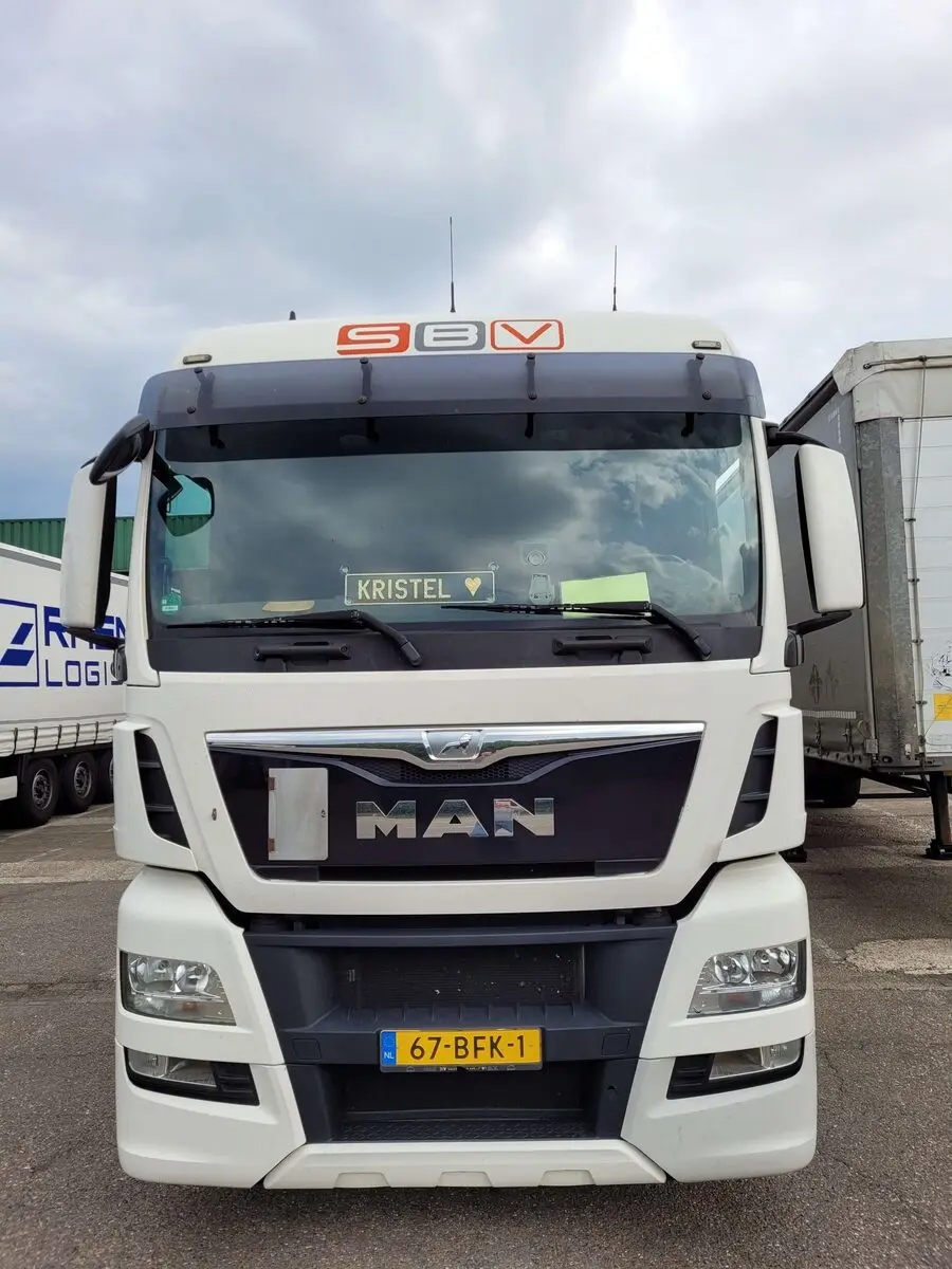 De MAN TGX van S.B.V. Transport waarvan na 7,5 jaar dienst afscheid is genomen